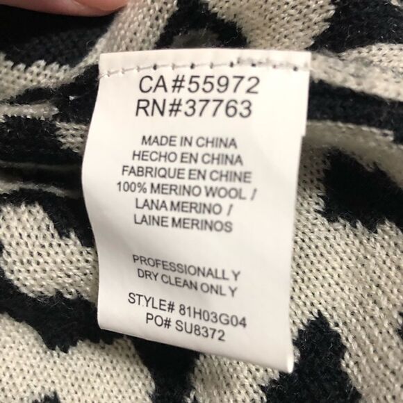 𝅺C&C California merino wool zippered back animal print sweater size S - Picture 5 of 9